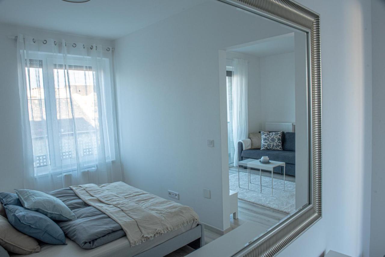 Dob36 Apartment With Free Private Parking And Balcony Будапешт Экстерьер фото