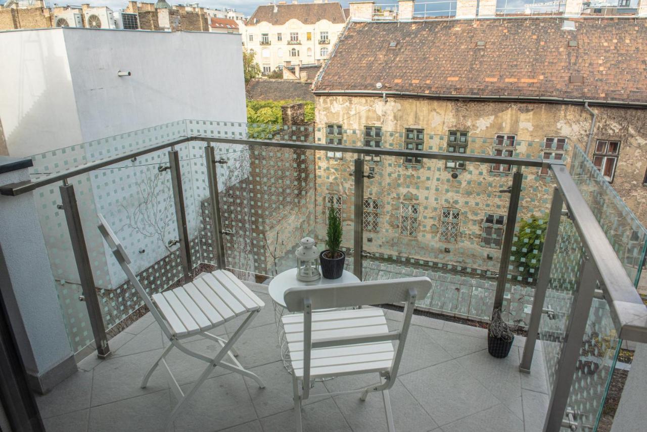 Dob36 Apartment With Free Private Parking And Balcony Будапешт Экстерьер фото